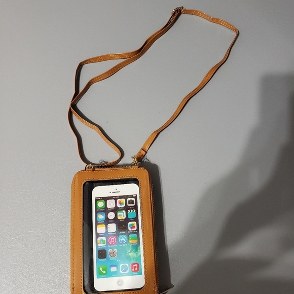 brown faux leather crossbody bag with 2 pockets and a phone pocket - Picture 12 of 12